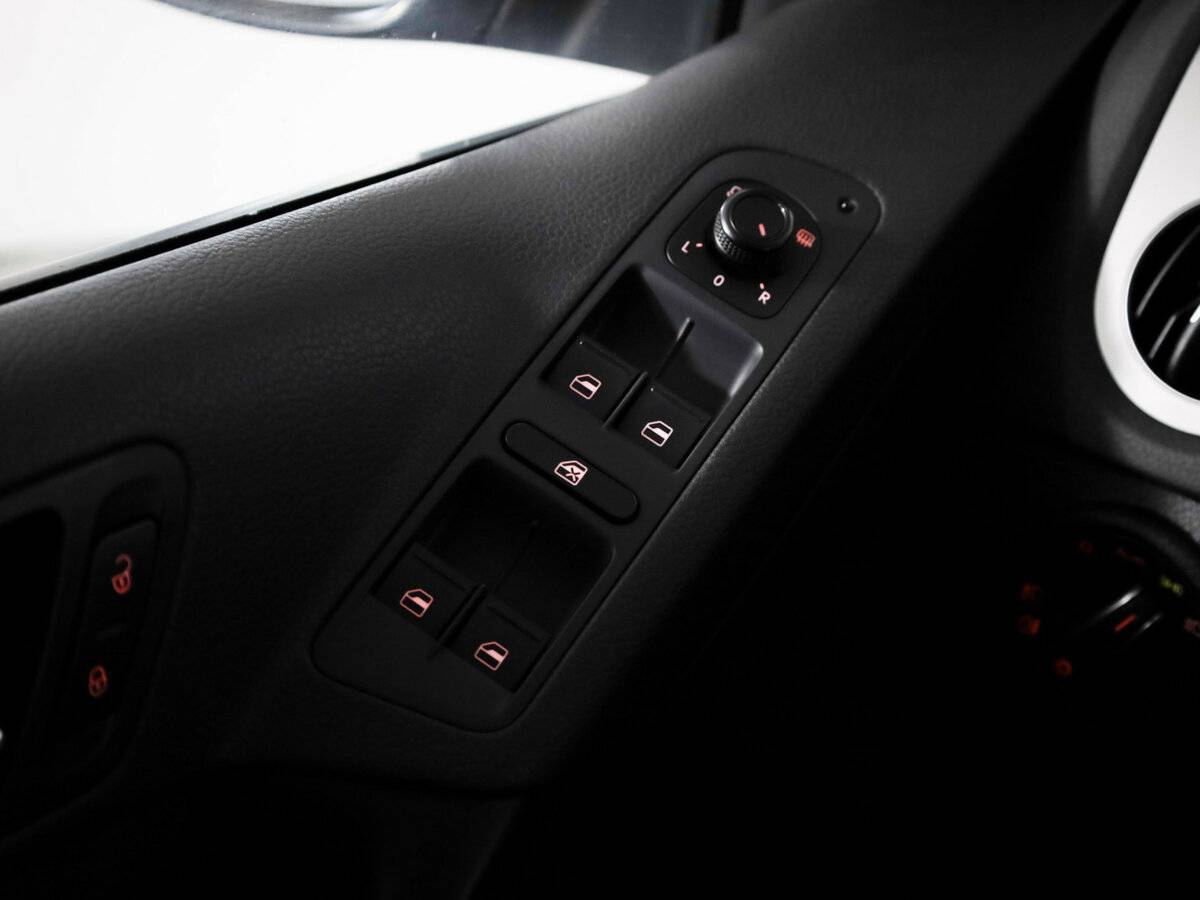 Купить Volkswagen Tiguan, 2016, 68 764 км.. Фото: #24