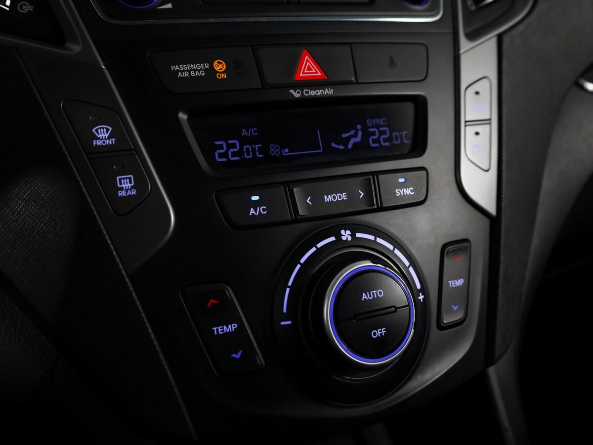 Купить Hyundai Santa Fe, 2016, 146 152 км.. Фото: #16