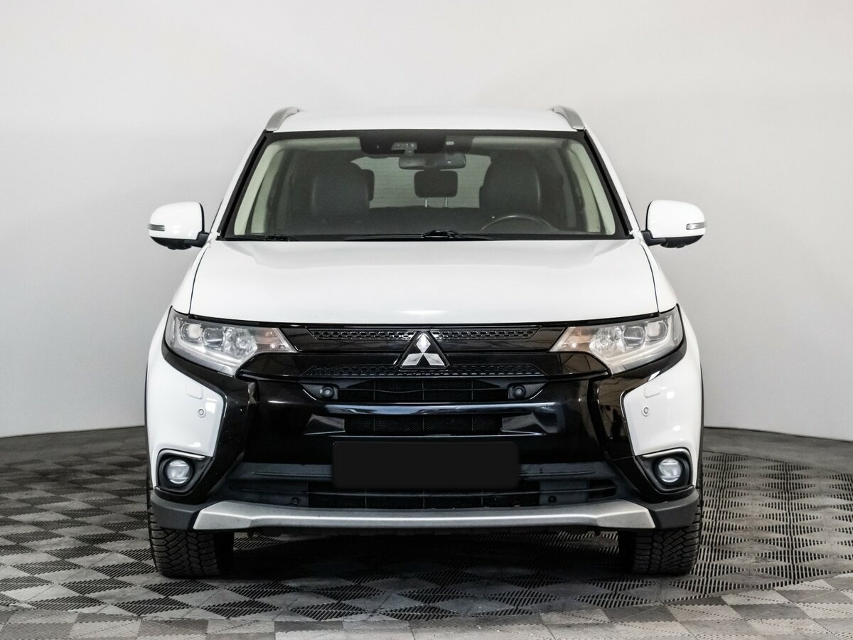 Купить Mitsubishi Outlander, 2017, 191 296 км.. Фото: #1