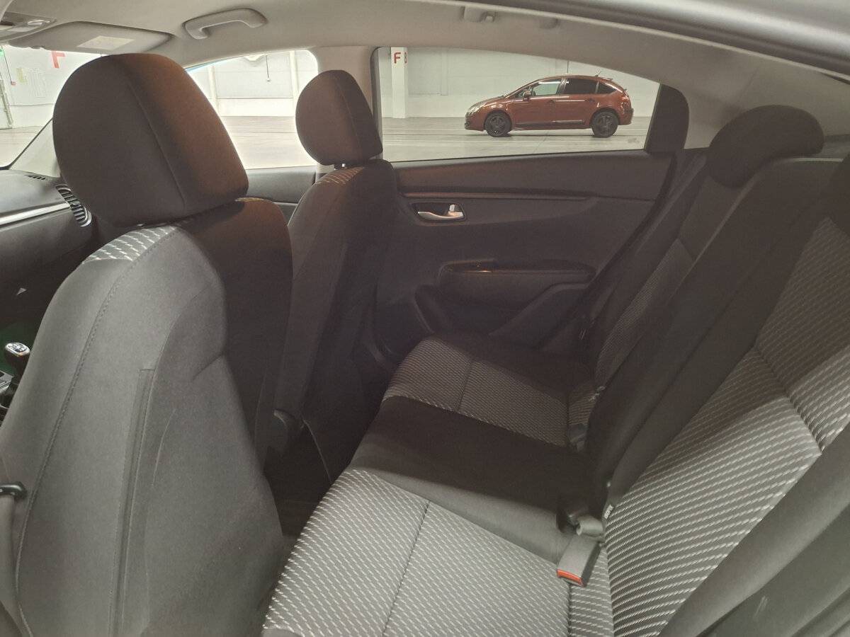 Купить Kia Rio, 2017, 180 535 км.. Фото: #11