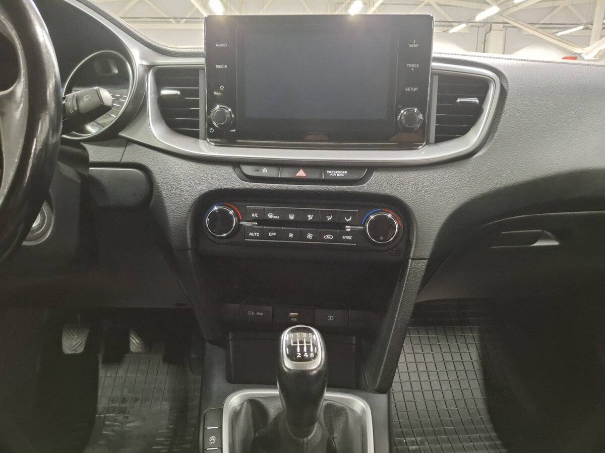 Купить Kia Ceed, 2019, 101 021 км.. Фото: #14