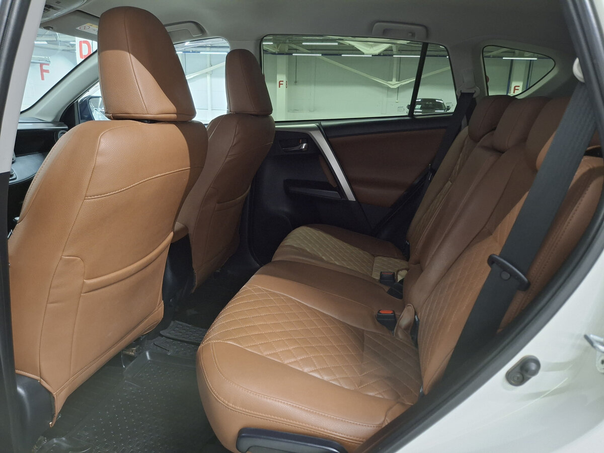 Купить Toyota RAV4, 2017, 90 200 км.. Фото: #11