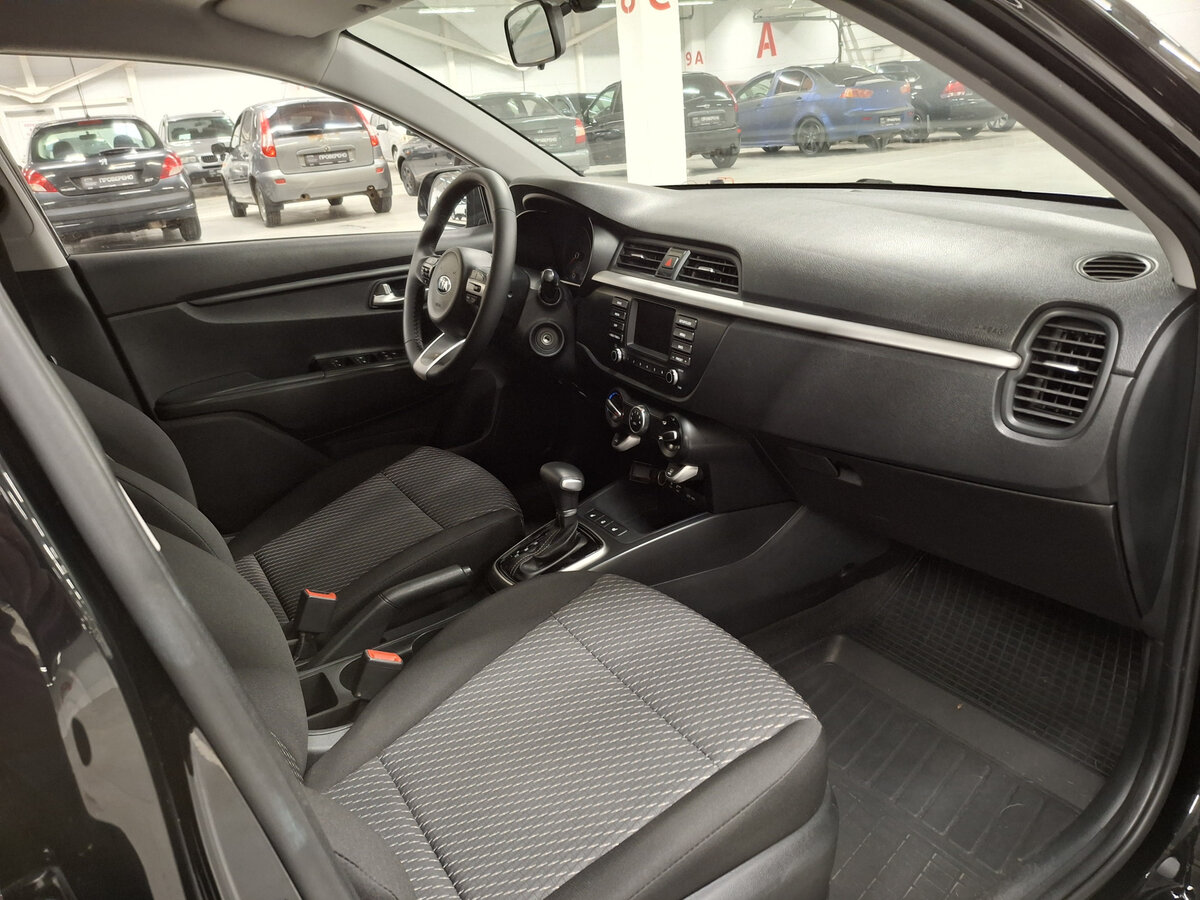 Купить Kia Rio, 2019, 85 977 км.. Фото: #10
