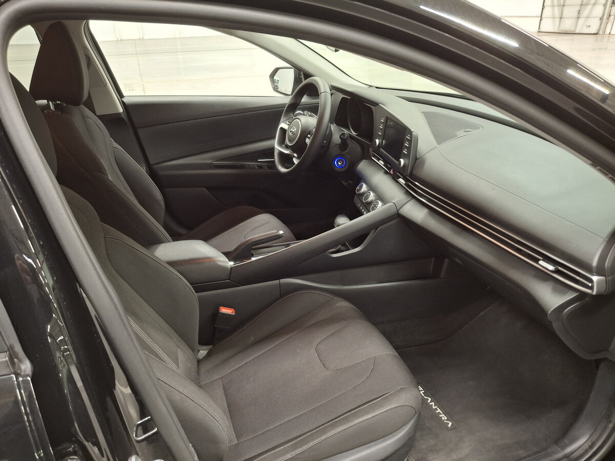 Купить Hyundai Elantra, 2020, 102 090 км.. Фото: #10