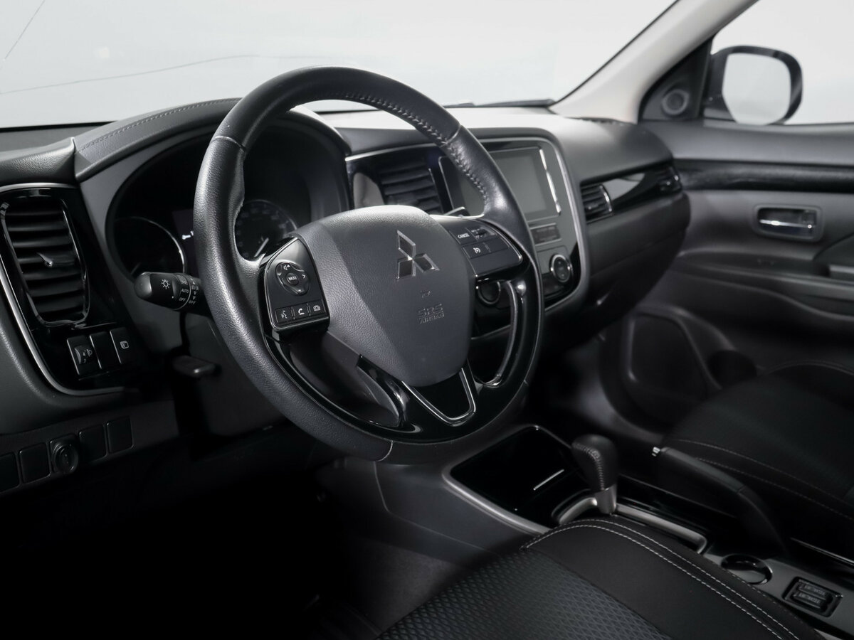 Купить Mitsubishi Outlander, 2019, 69 500 км.. Фото: #13