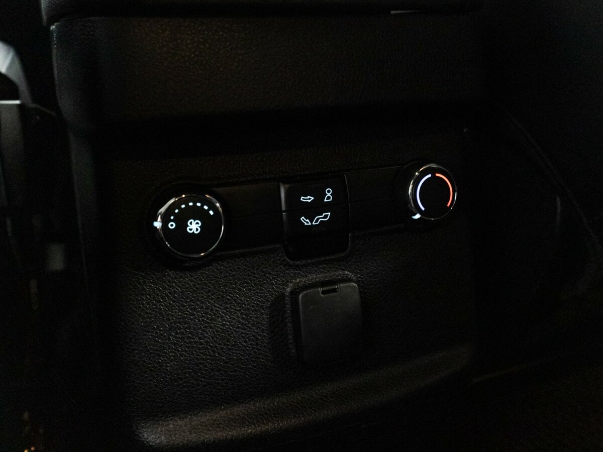 Купить Ford Explorer, 2019, 140 614 км.. Фото: #18