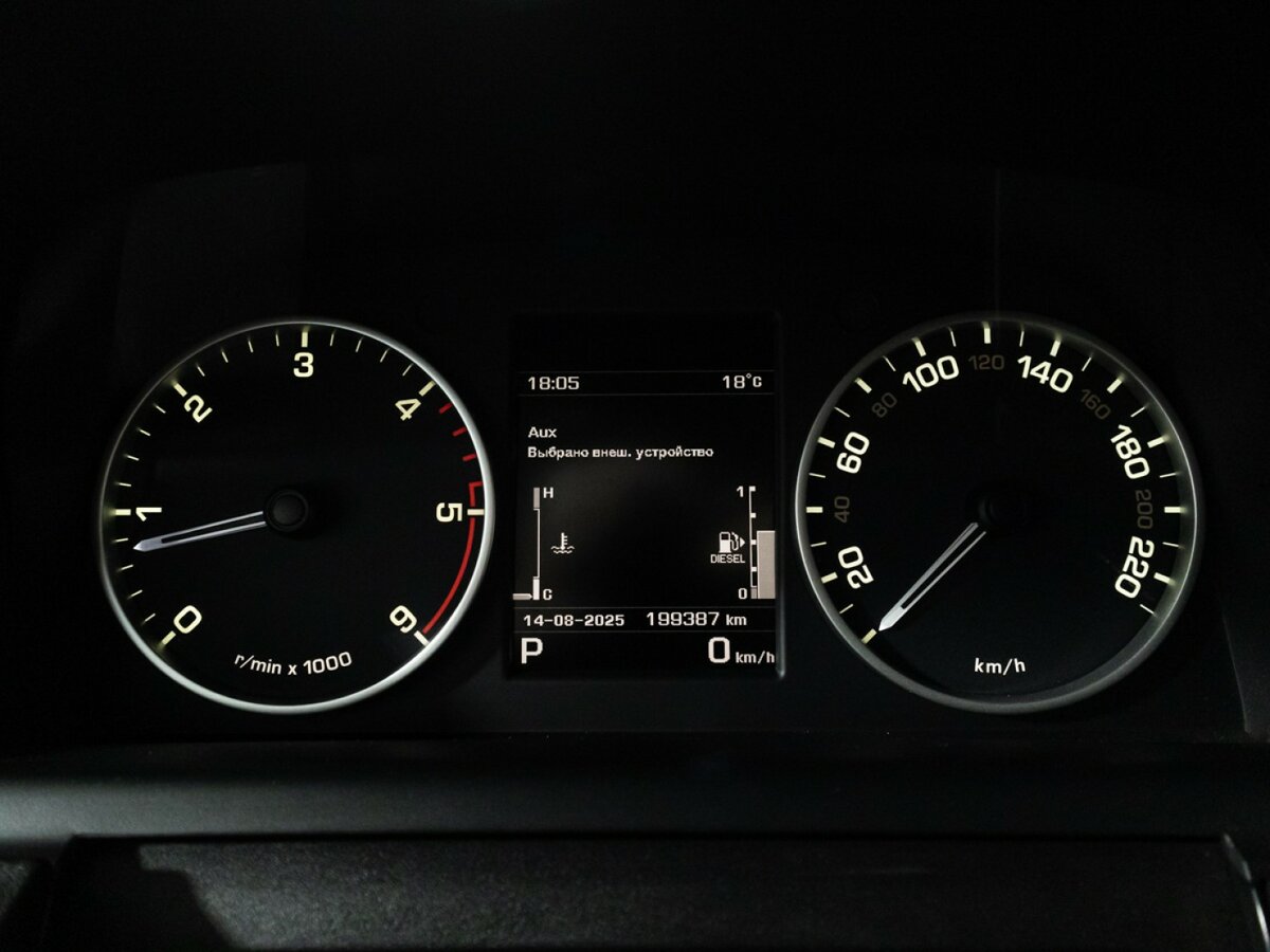 Купить Land Rover Discovery, 2014, 199 317 км.. Фото: #11