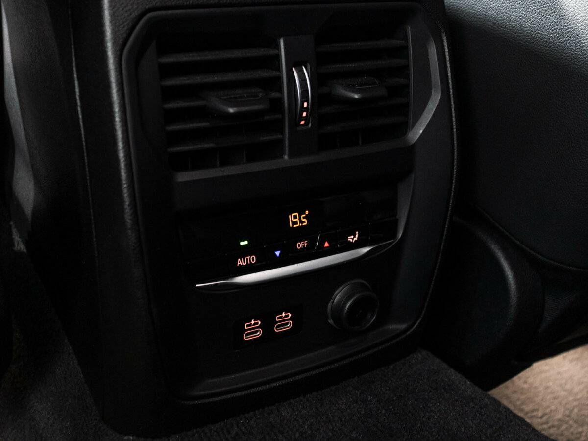 Купить BMW 3 серии, 2020, 111 099 км.. Фото: #19