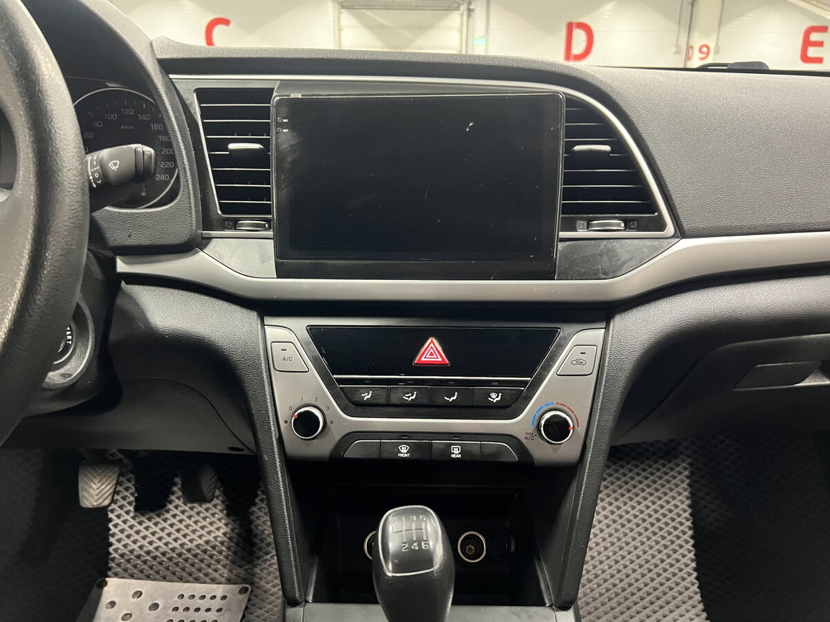 Купить Hyundai Elantra, 2016, 170 559 км.. Фото: #14