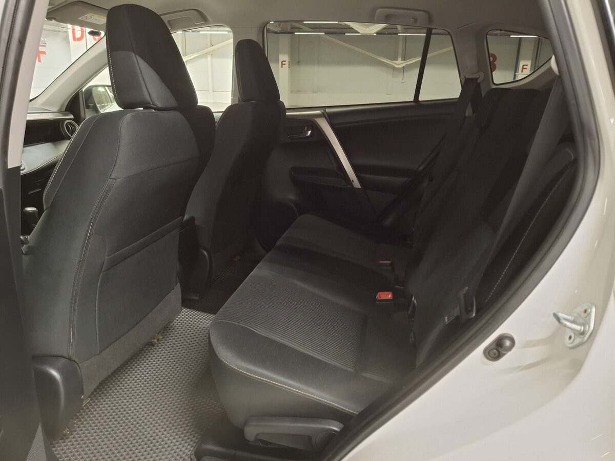 Купить Toyota RAV4, 2014, 141 969 км.. Фото: #11