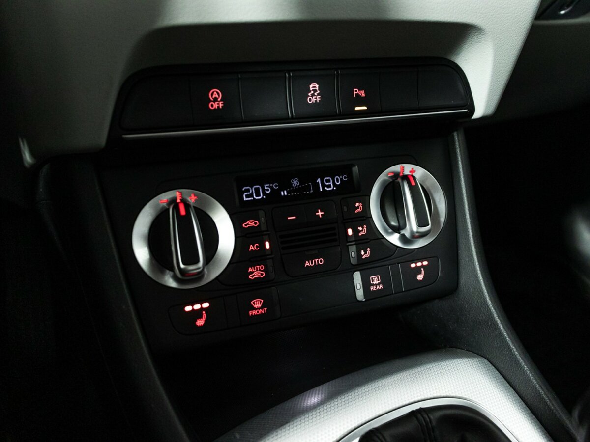 Купить Audi Q3, 2012, 210 930 км.. Фото: #12