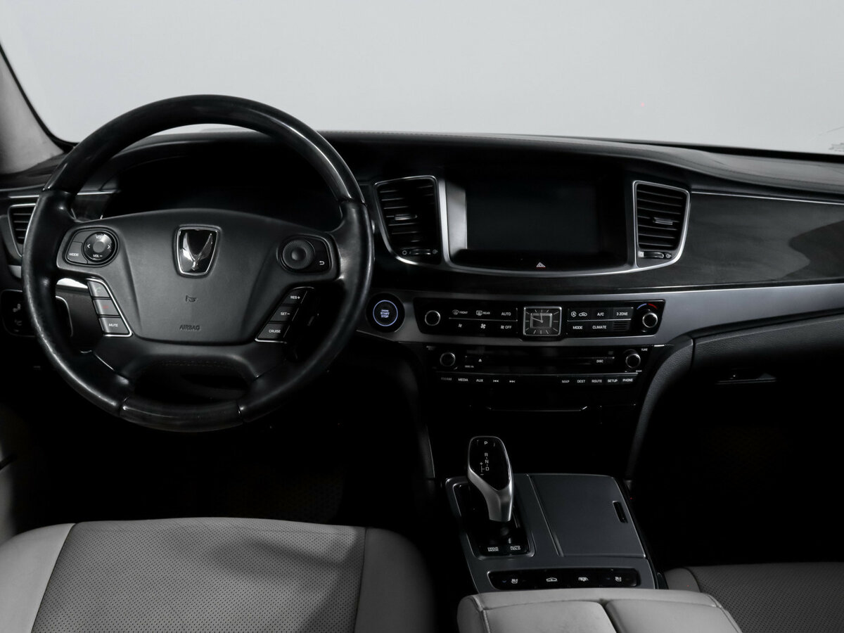 Купить Hyundai Equus, 2013, 137 887 км.. Фото: #11