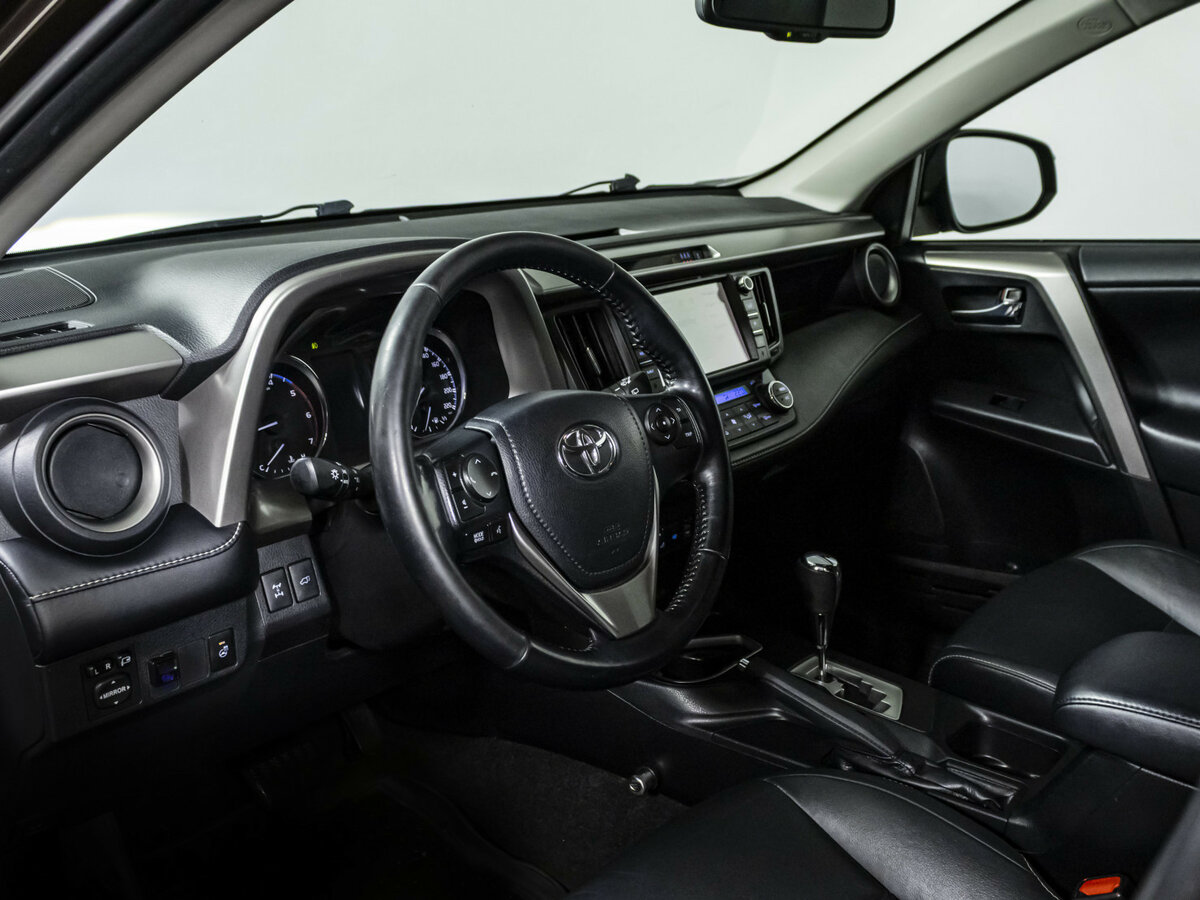 Купить Toyota RAV4, 2017, 114 507 км.. Фото: #7