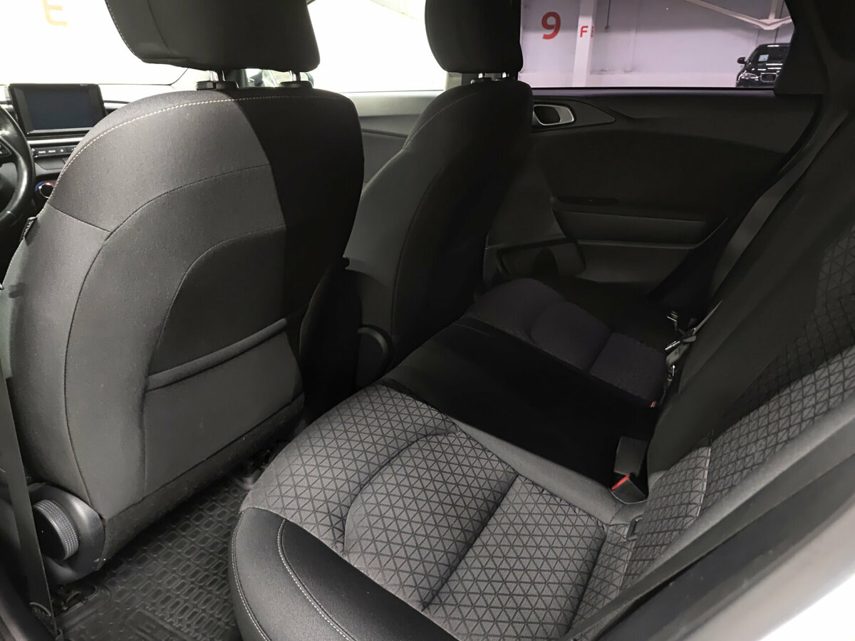 Купить Kia Ceed, 2019, 39 902 км.. Фото: #11