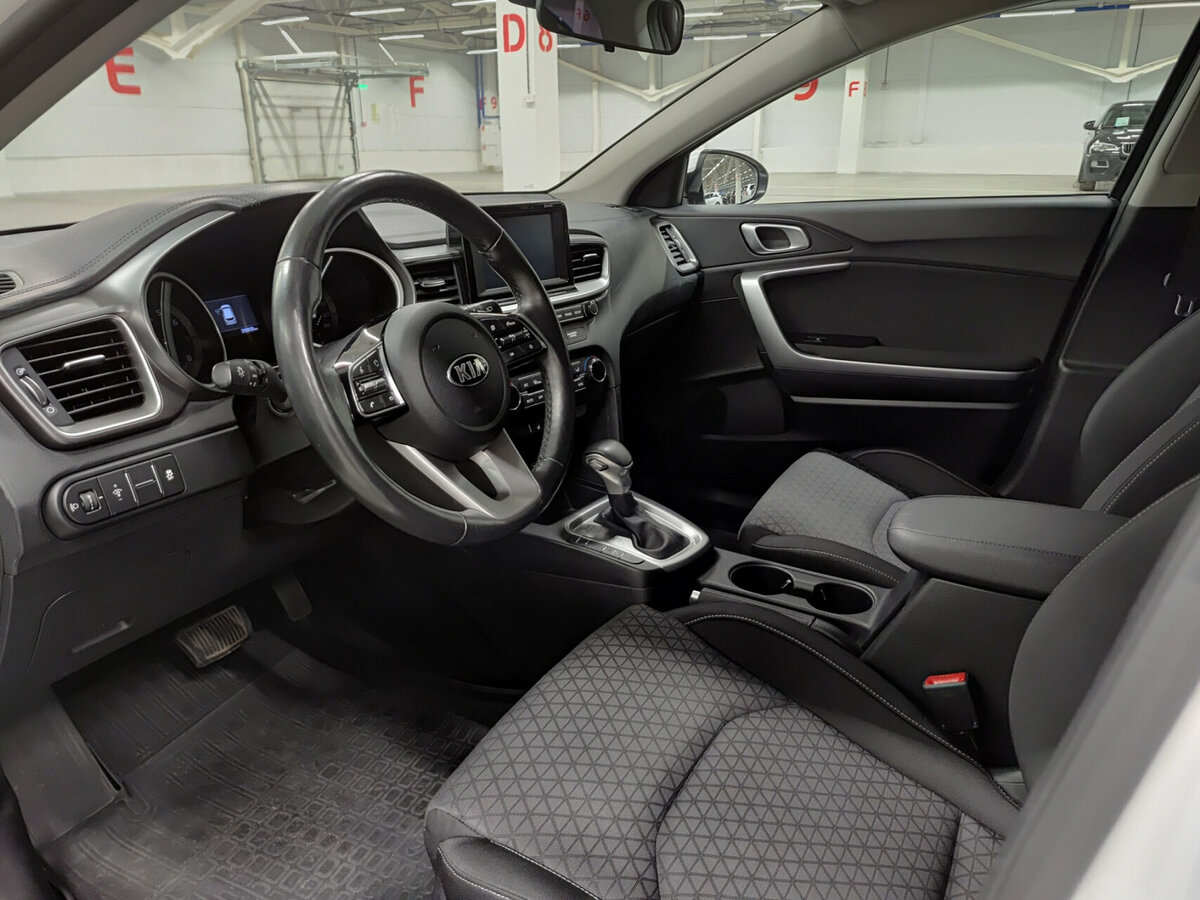 Купить Kia Ceed, 2019, 39 902 км.. Фото: #15