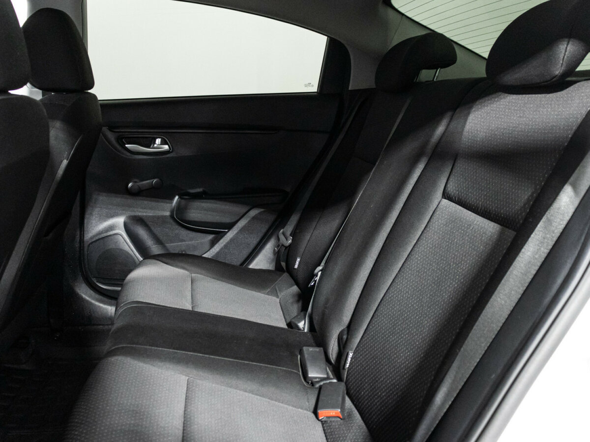 Купить Kia Rio, 2021, 115 001 км.. Фото: #9