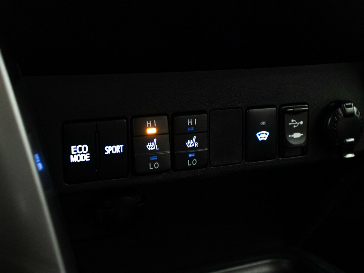 Купить Toyota RAV4, 2016, 127 991 км.. Фото: #14