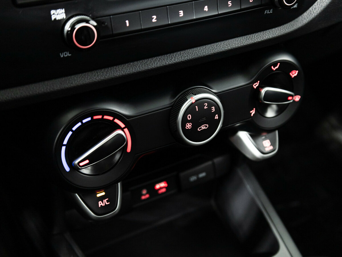 Купить Киа Рио, 2020, 72 481 км.. Фото: #14