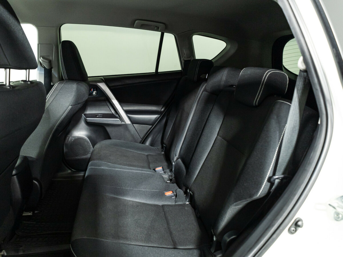 Купить Toyota RAV4, 2016, 187 104 км.. Фото: #7