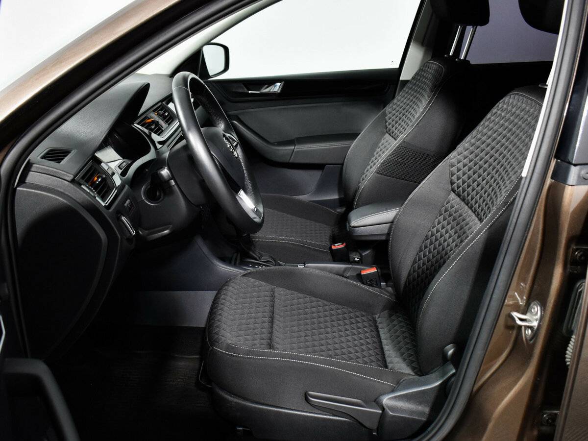 Купить Шкода Рапид, 2018, 36 709 км.. Фото: #9