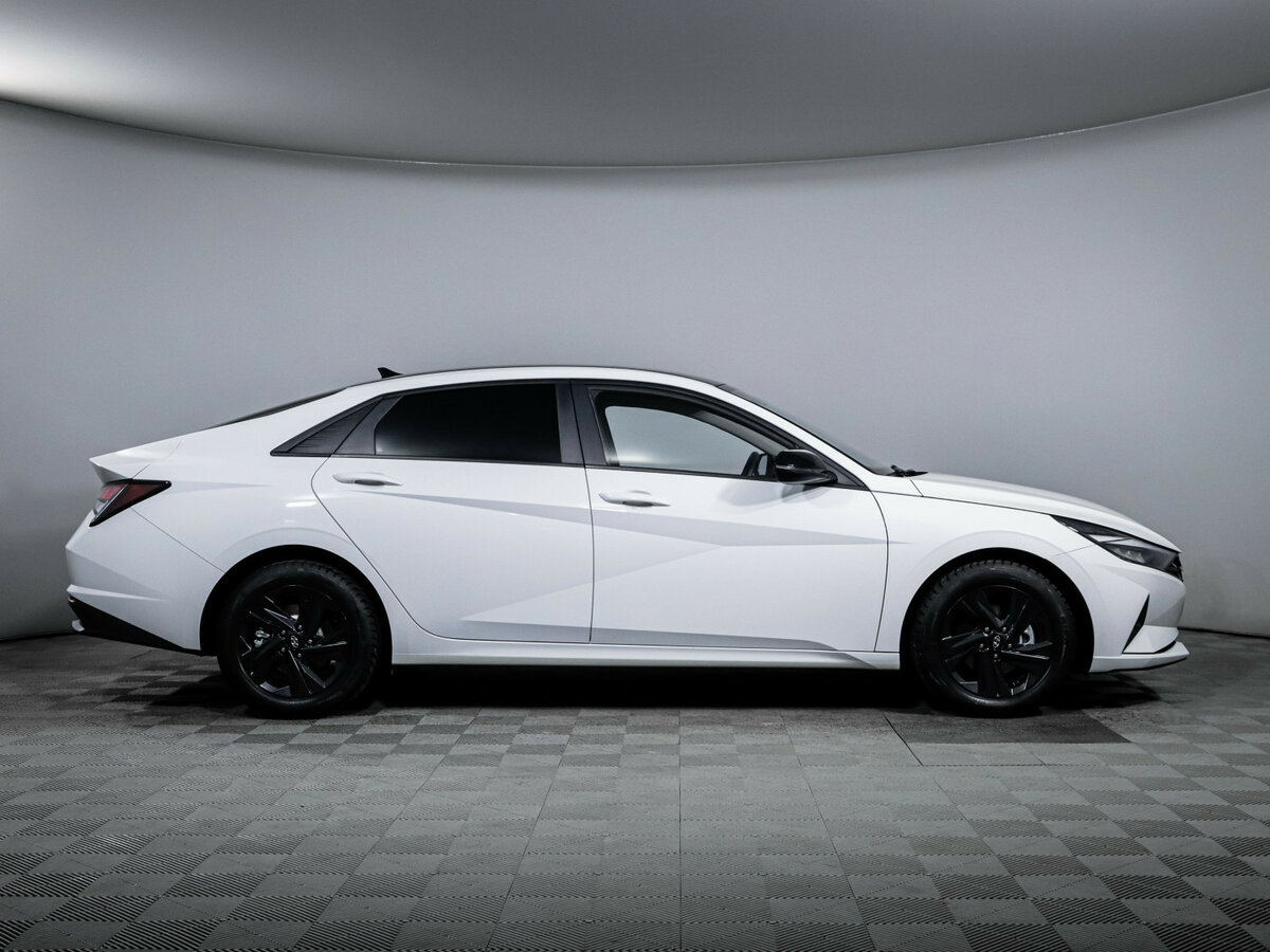 Купить Hyundai Elantra, 2023, 13 500 км.. Фото: #3