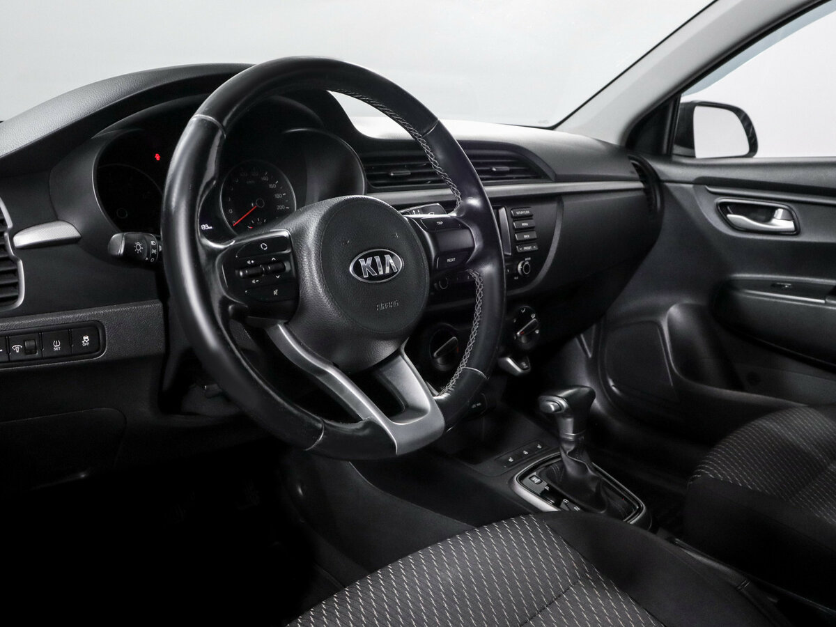 Купить Kia Rio, 2017, 124 129 км.. Фото: #11
