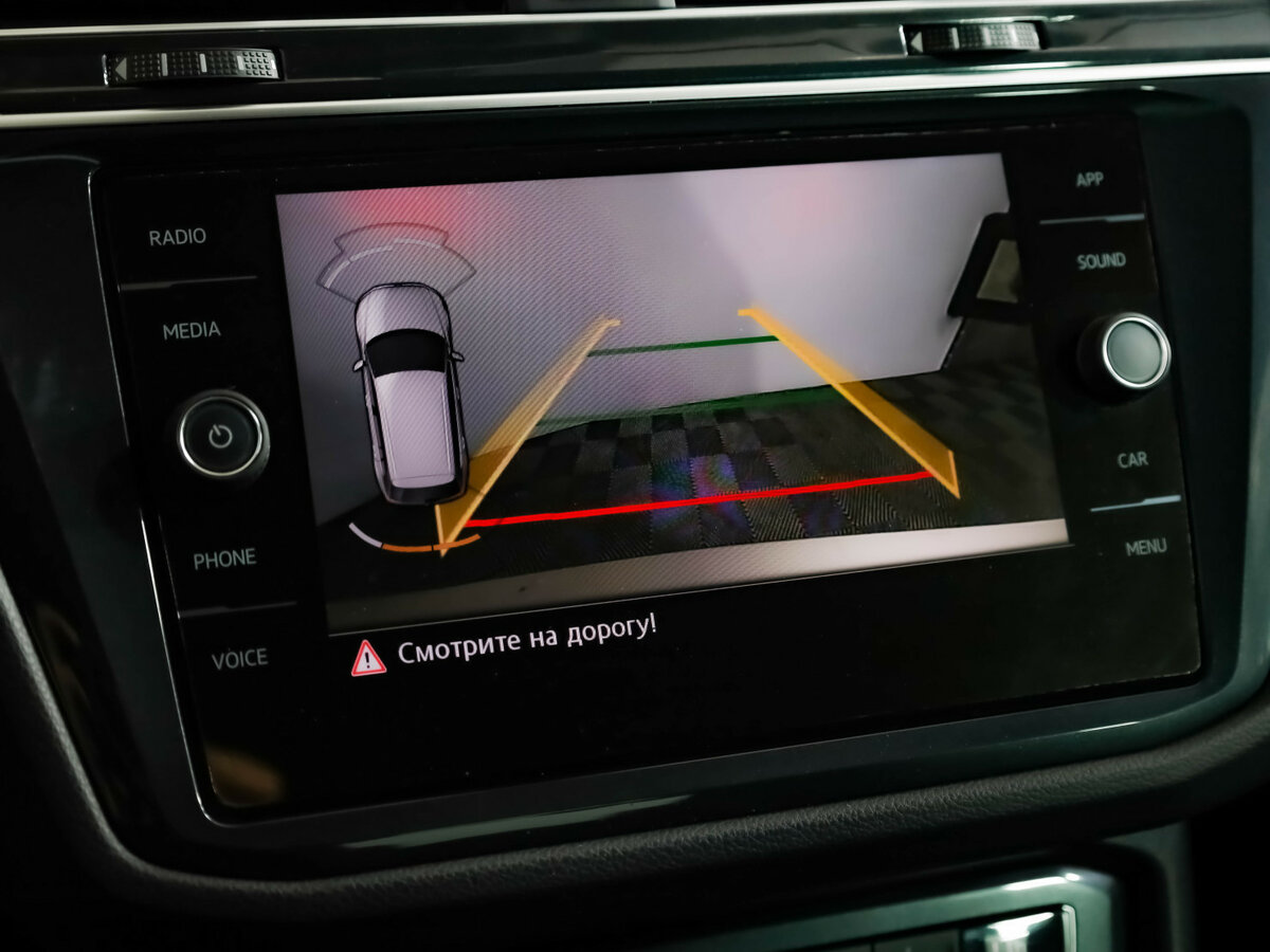 Купить Volkswagen Tiguan, 2020, 106 011 км.. Фото: #16