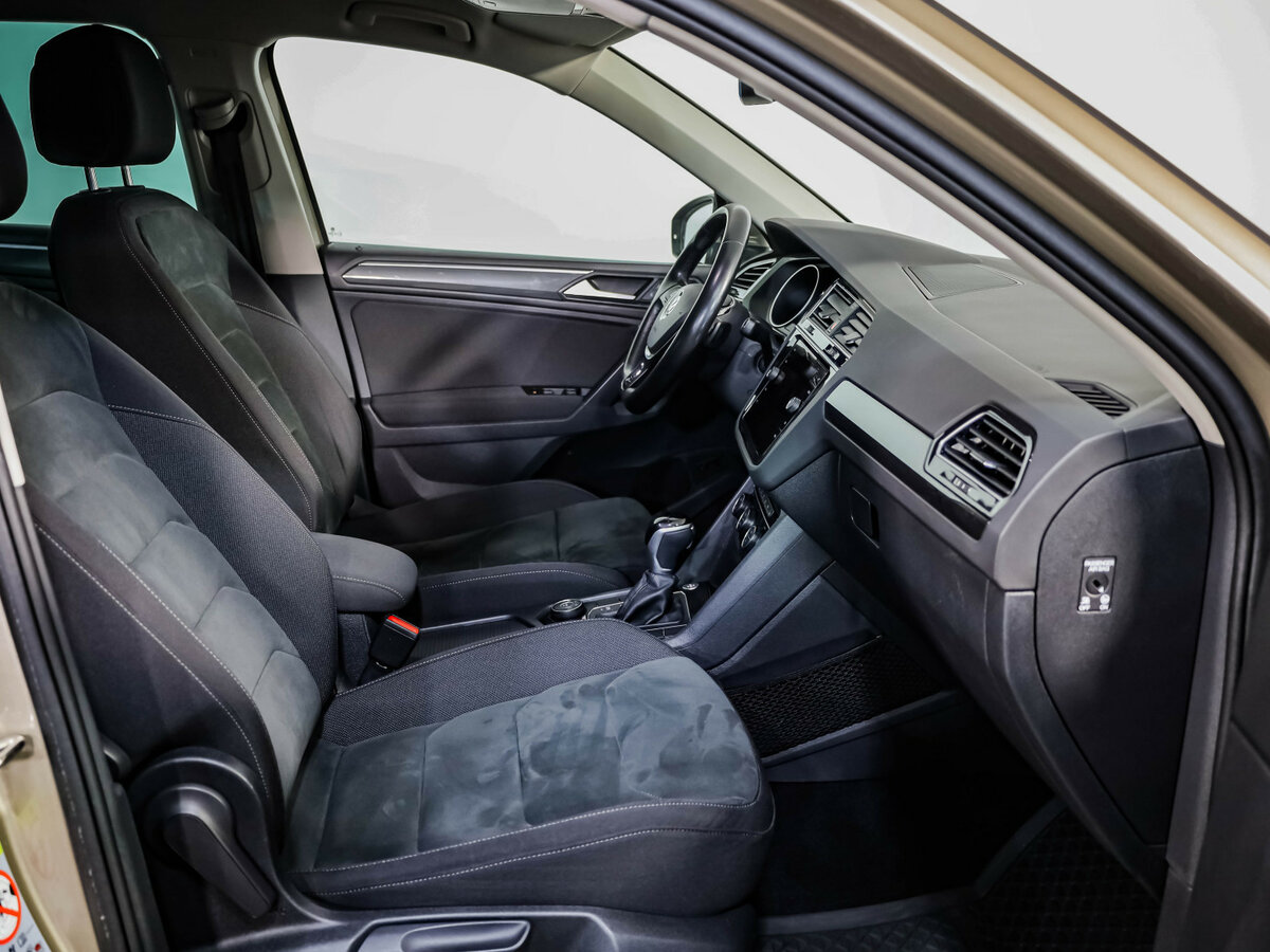 Купить Volkswagen Tiguan, 2020, 106 011 км.. Фото: #24