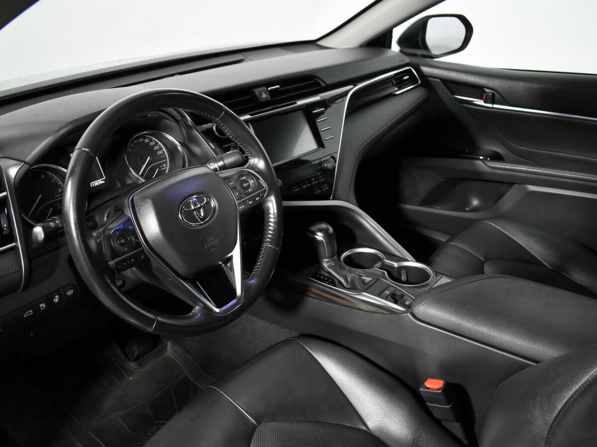 Купить Toyota Camry, 2018, 112 843 км.. Фото: #6