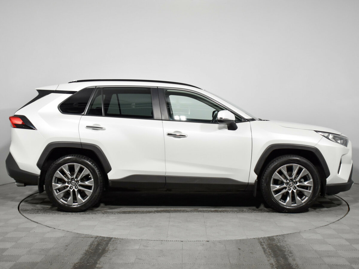Купить Toyota RAV4, 2019, 93 916 км.. Фото: #3