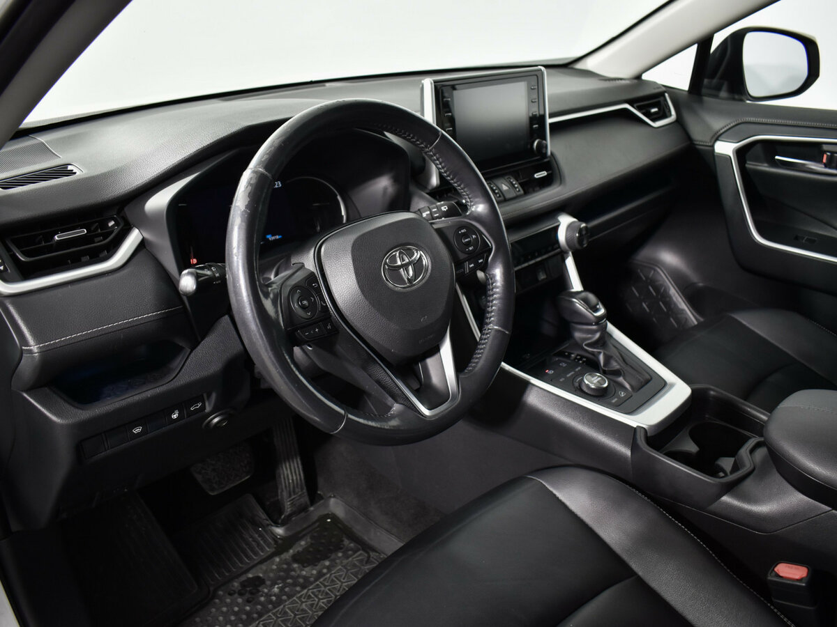 Купить Toyota RAV4, 2019, 93 916 км.. Фото: #8