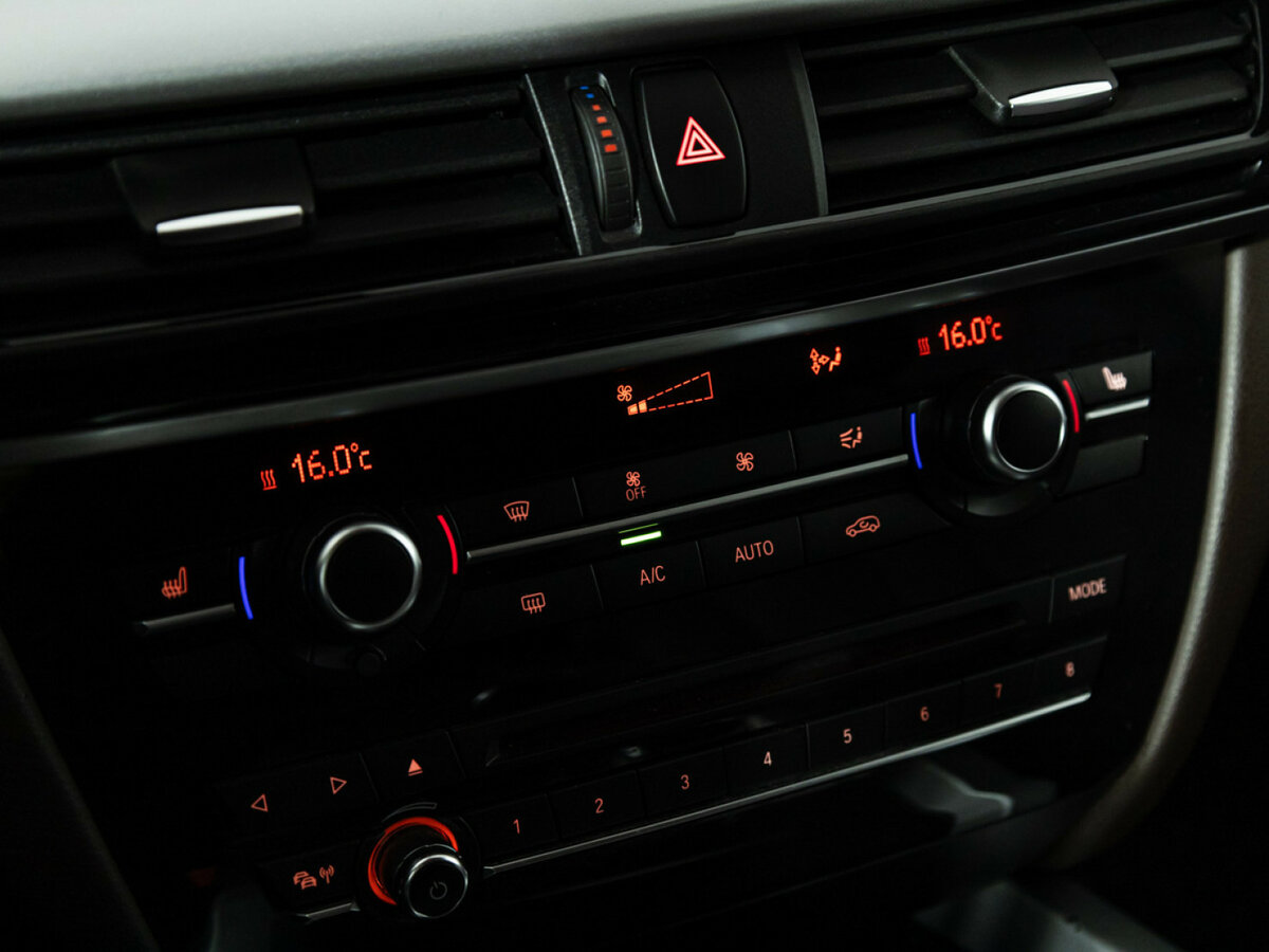 Купить BMW X5, 2016, 129 900 км.. Фото: #12