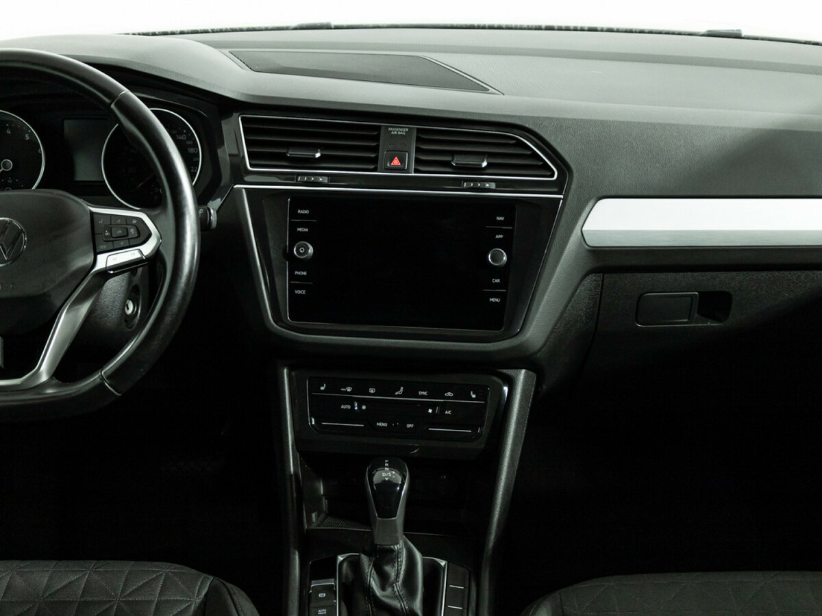 Купить Volkswagen Tiguan, 2021, 94 592 км.. Фото: #13
