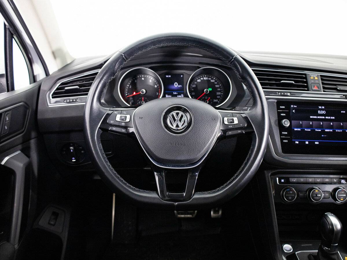 Купить Volkswagen Tiguan, 2018, 45 750 км.. Фото: #9