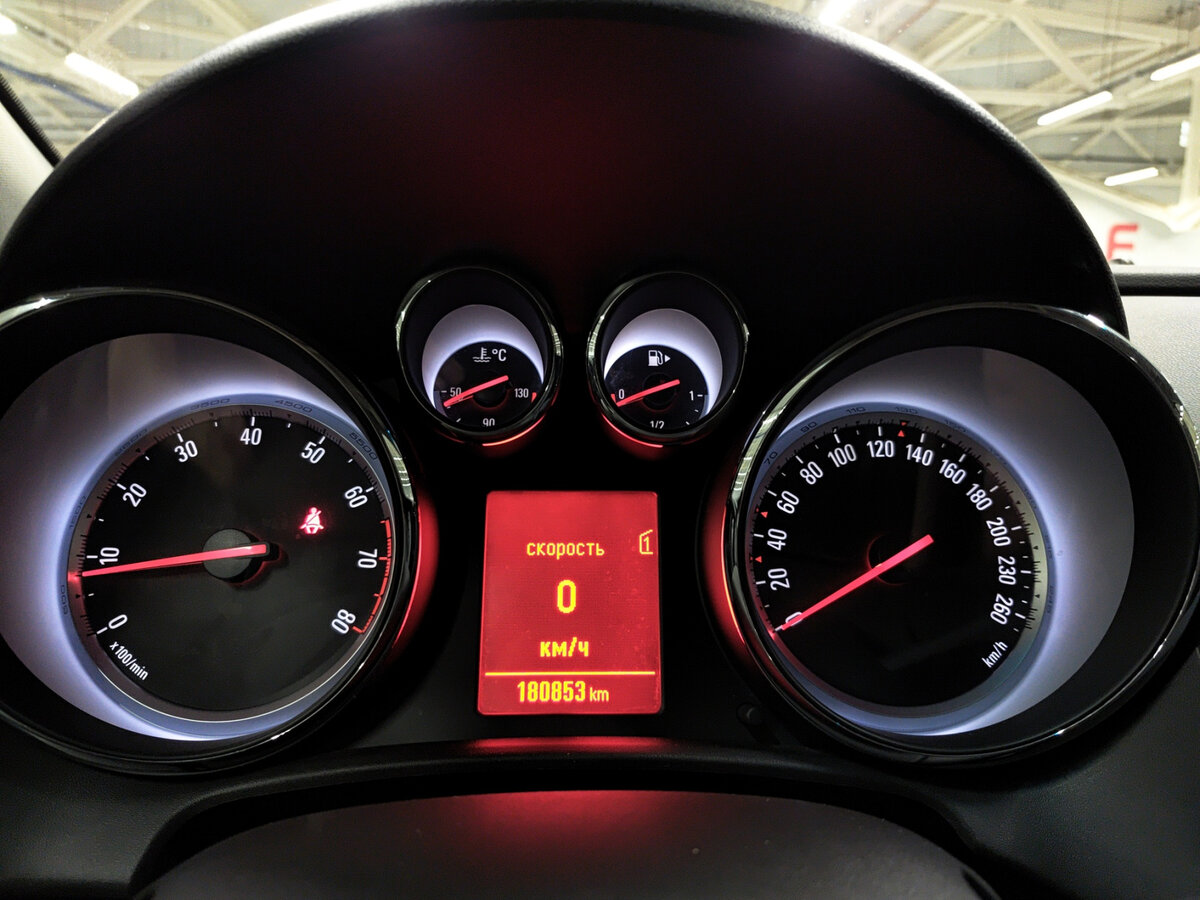 Купить Opel Astra, 2013, 180 852 км.. Фото: #12