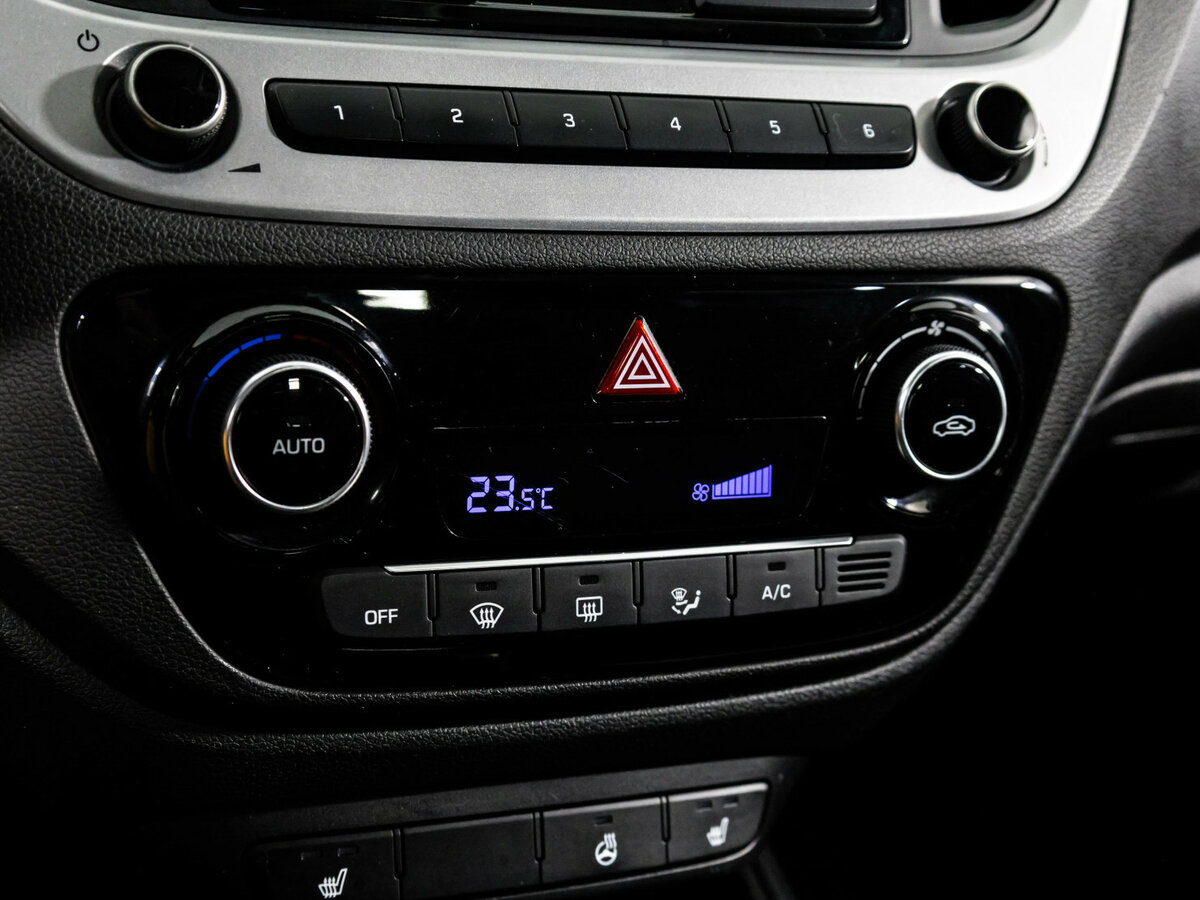 Купить Hyundai Solaris, 2017, 175 150 км.. Фото: #12