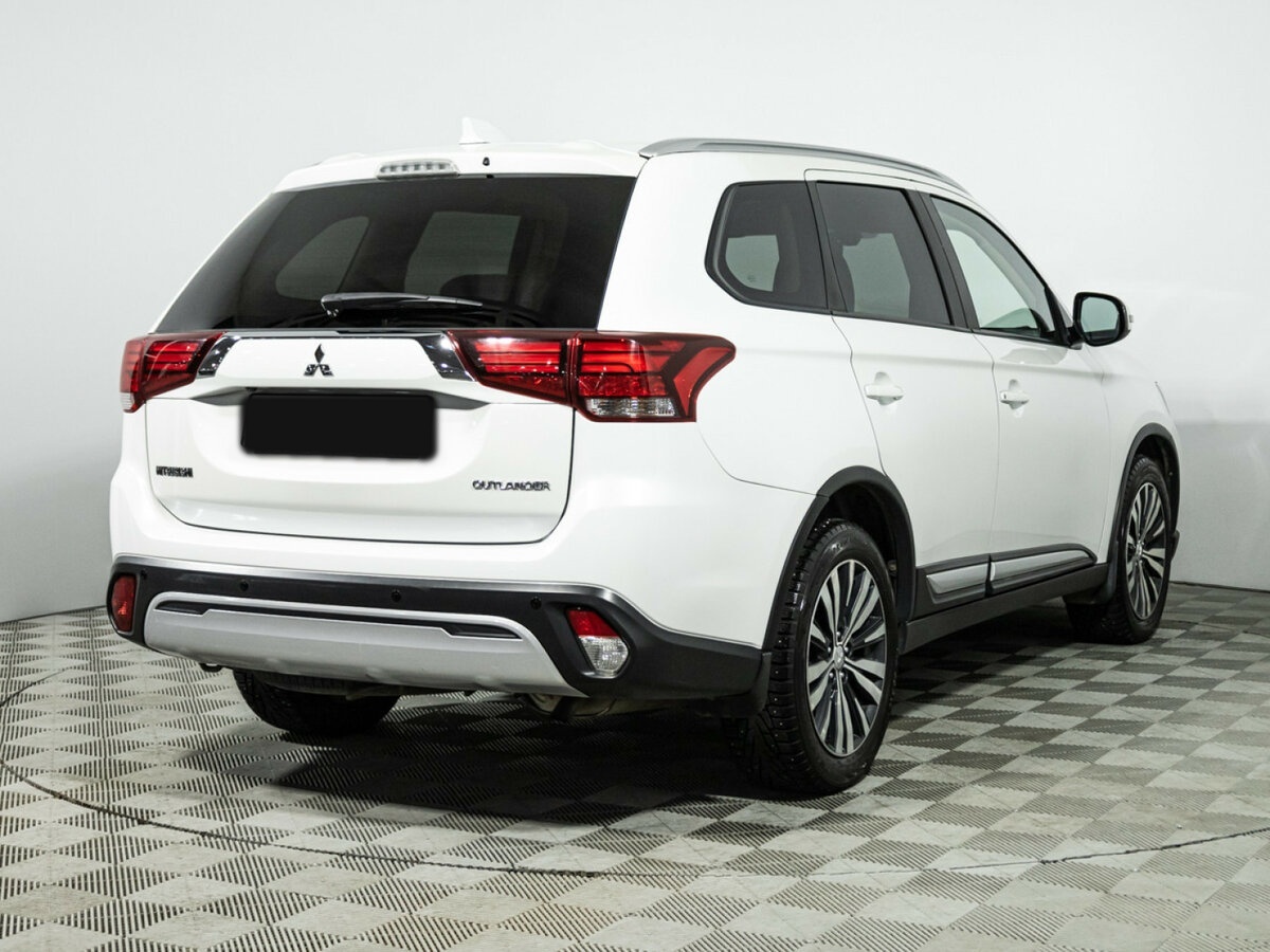 Купить Mitsubishi Outlander, 2018, 63 107 км.. Фото: #3