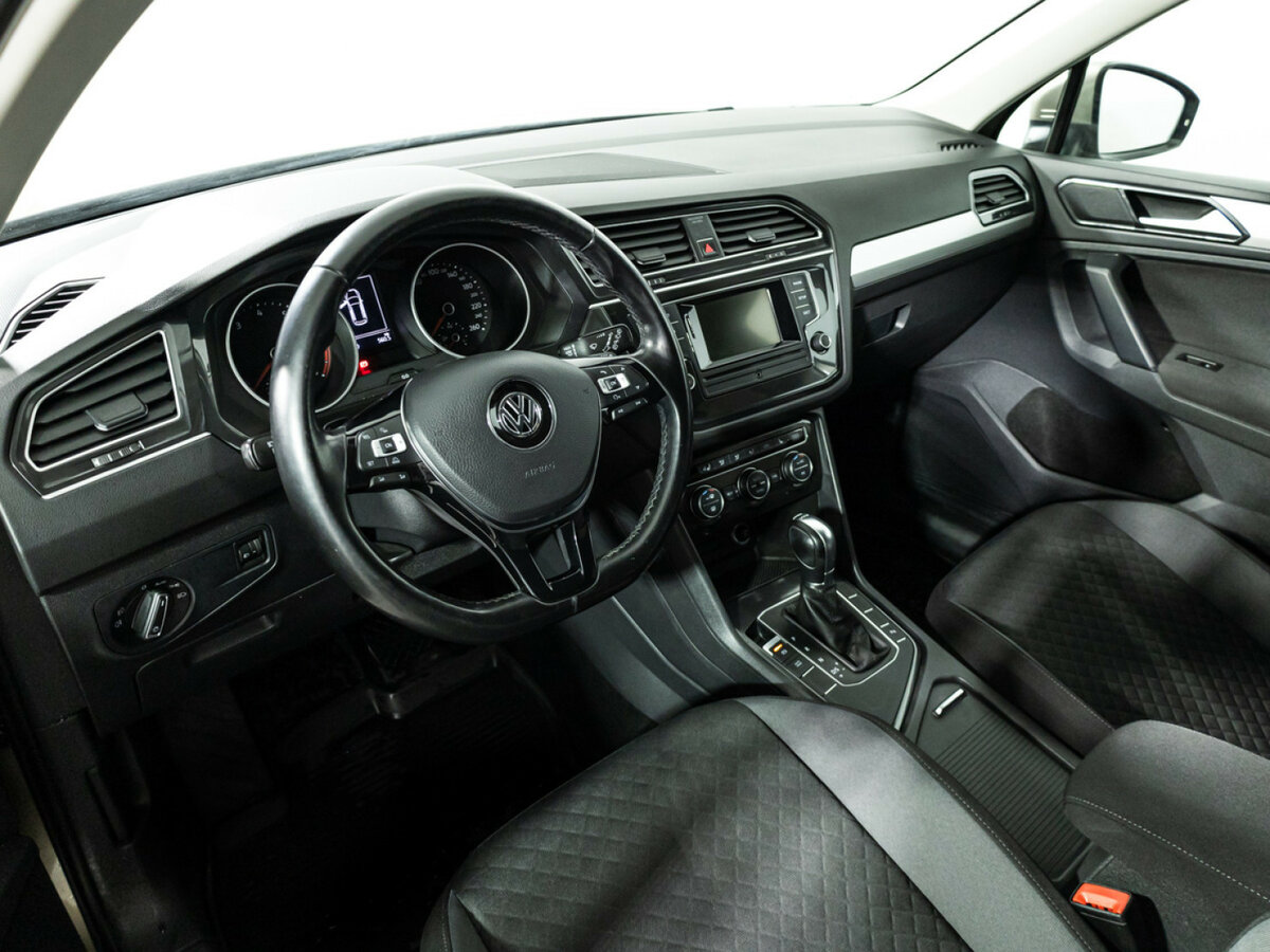 Купить Volkswagen Tiguan, 2017, 76 658 км.. Фото: #8