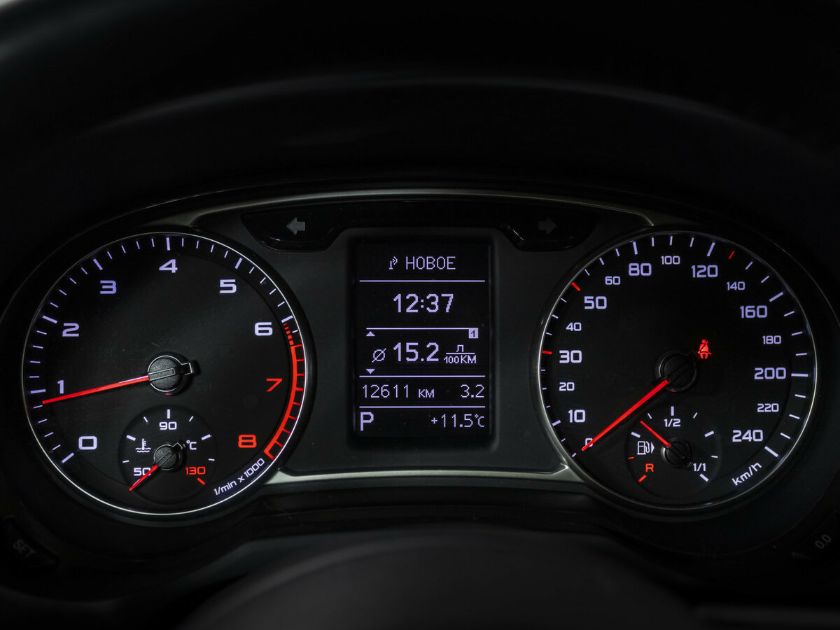 Купить Audi A1, 2015, 12 600 км.. Фото: #10