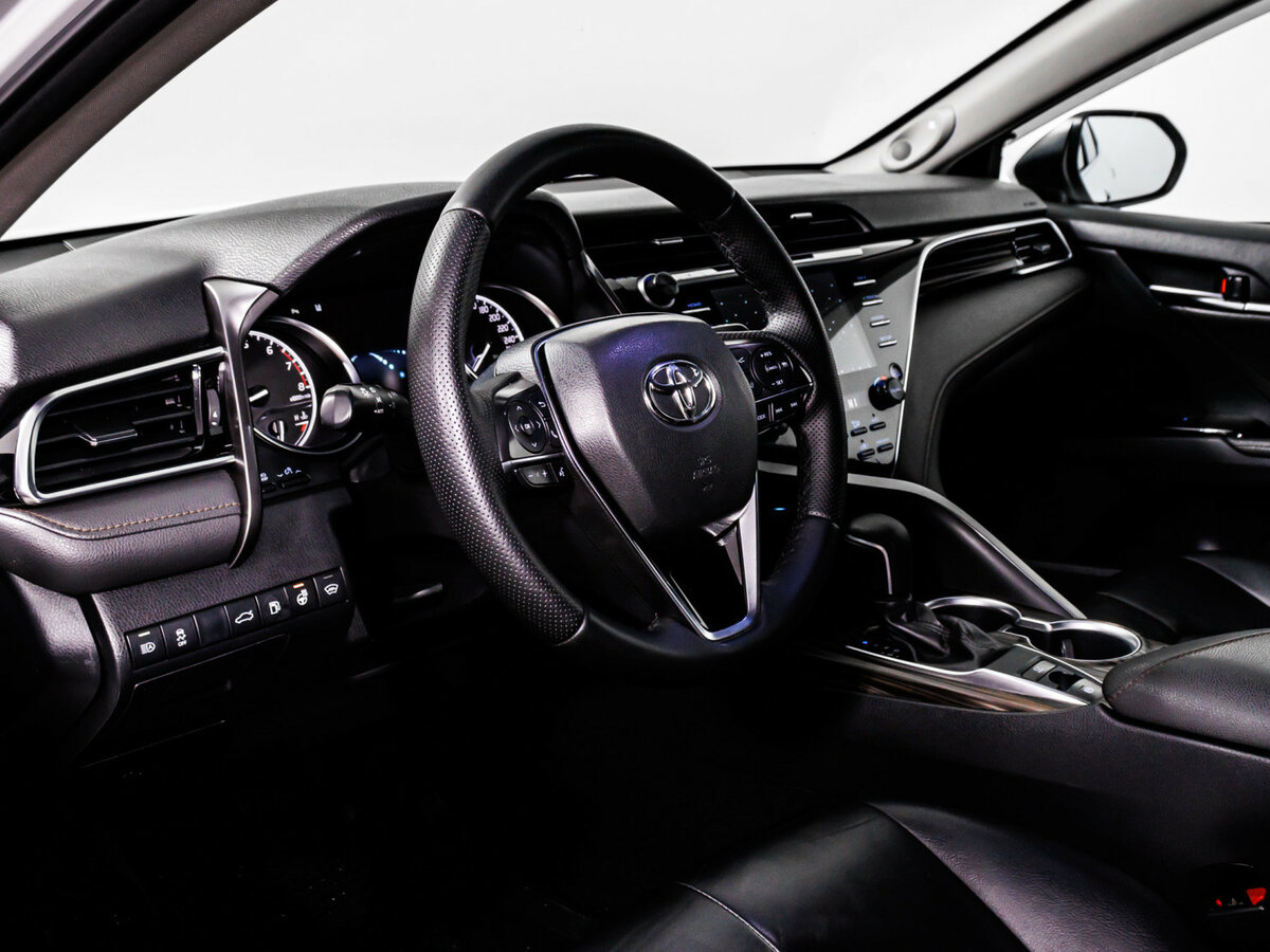 Купить Тойота Камри, 2019, 177 988 км.. Фото: #11