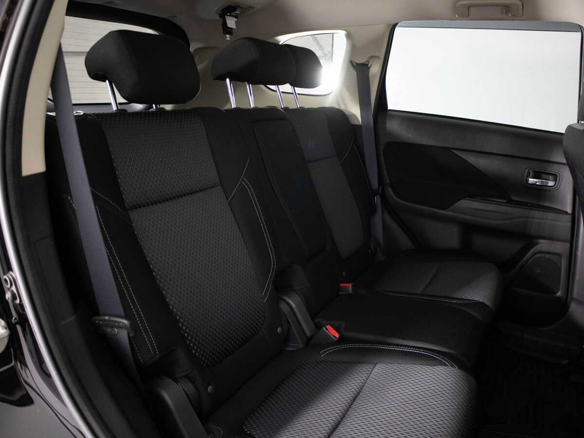 Купить Mitsubishi Outlander, 2020, 76 905 км.. Фото: #8