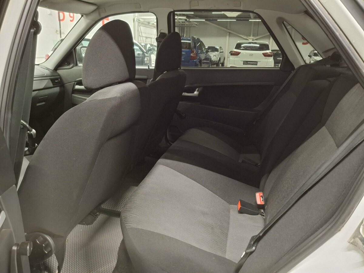 Купить Lada (ВАЗ) Priora, 2017, 39 132 км.. Фото: #11