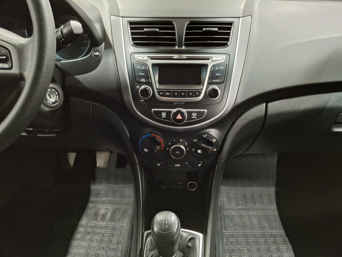 Купить Hyundai Solaris, 2016, 145 643 км.. Фото: #14